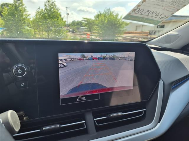 Photo of 2024 Crimson Metallic Chevrolet Trax