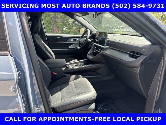 Photo of 2025 Vapor Blue Metallic Ford Explorer