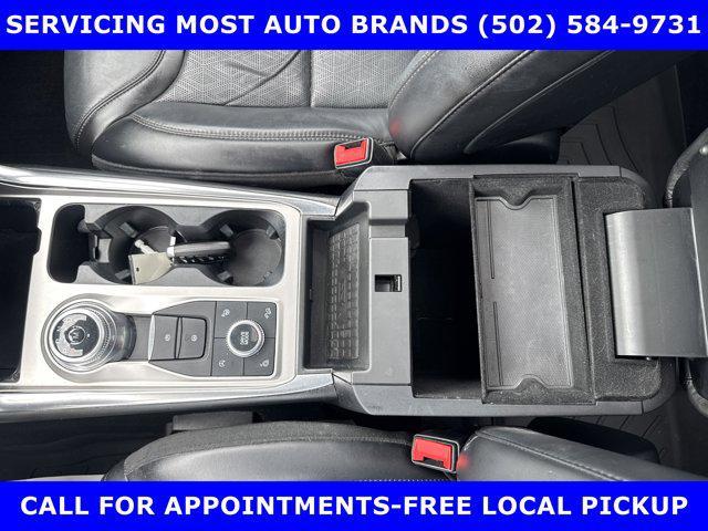 Photo of 2020 Agate Black Metallic Ford Explorer