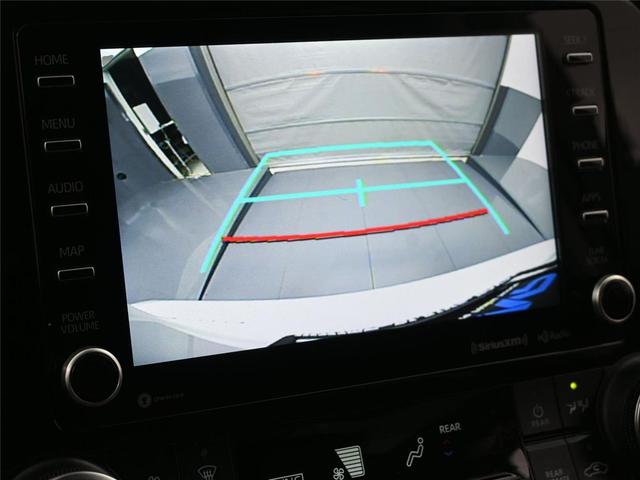 Photo of 2022 Silver Toyota Highlander