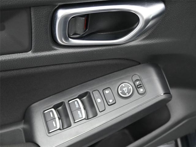 Photo of 2025 Silver Honda Civic