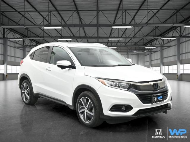 Photo of 2022 Platinum White Pearl Honda HR-V