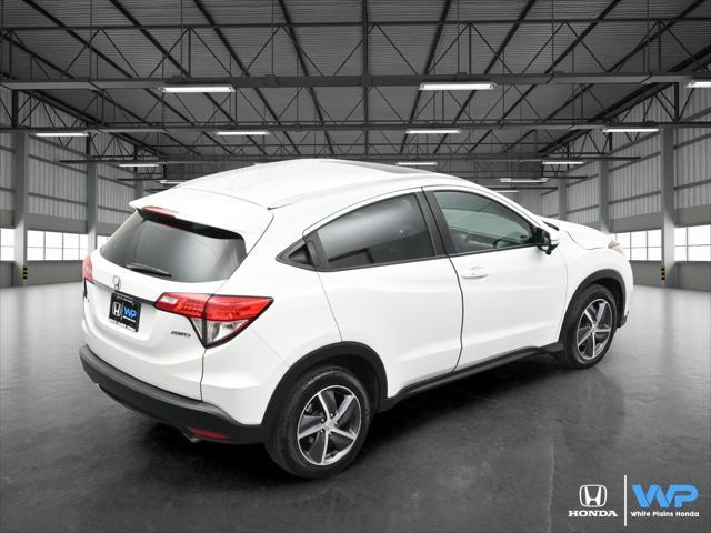 Photo of 2022 Platinum White Pearl Honda HR-V