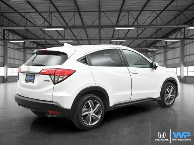 Photo of 2022 Platinum White Pearl Honda HR-V