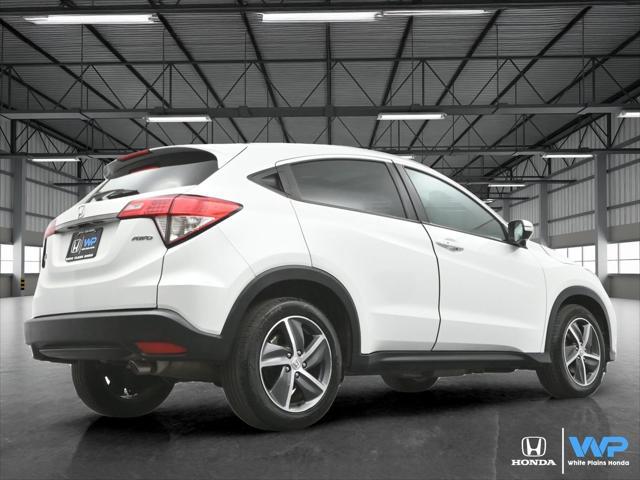 Photo of 2022 Platinum White Pearl Honda HR-V