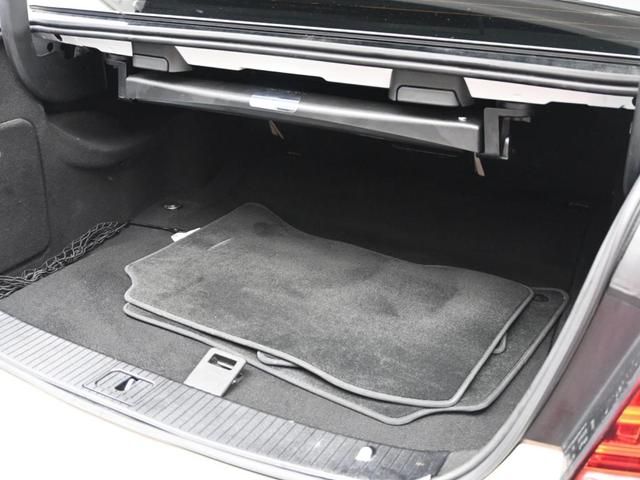 Photo of 2014 Black Mercedes-Benz E-Class