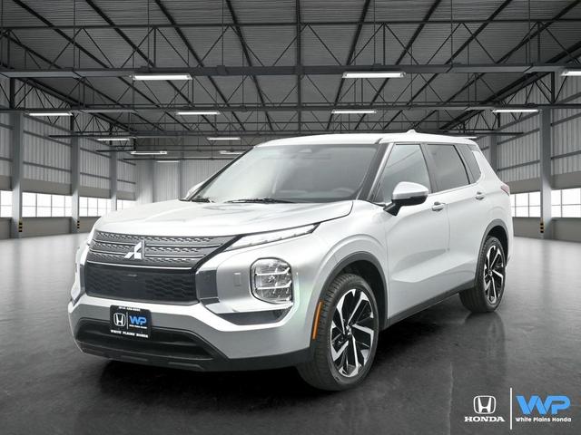 Photo of 2022  Mitsubishi Outlander