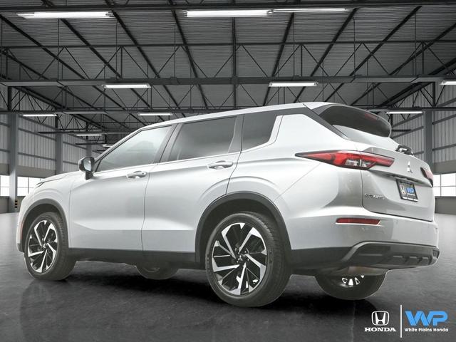 Photo of 2022  Mitsubishi Outlander