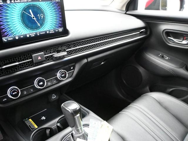 Photo of 2024 Milano Red Honda HR-V