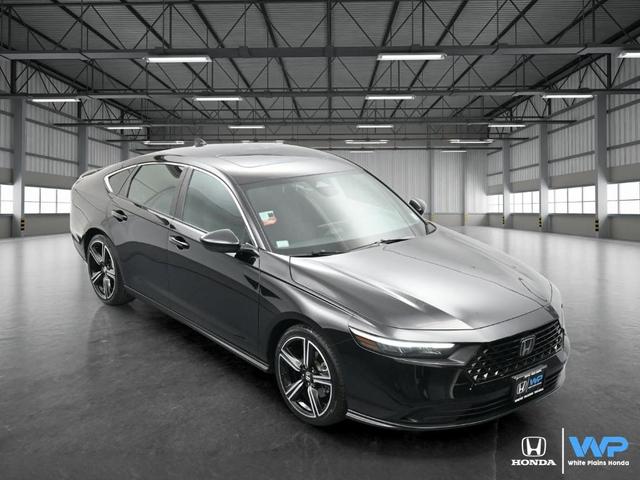 Photo of 2024 Crystal Black Pearl Honda Accord Hybrid