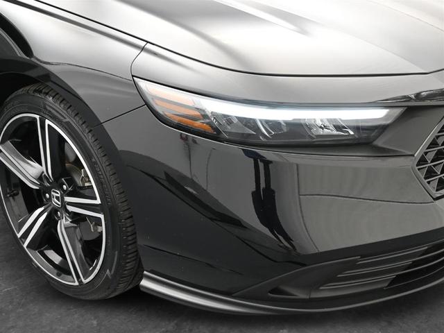 Photo of 2024 Crystal Black Pearl Honda Accord Hybrid
