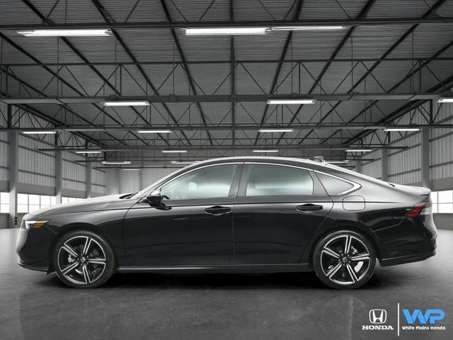 Photo of 2024 Crystal Black Pearl Honda Accord Hybrid