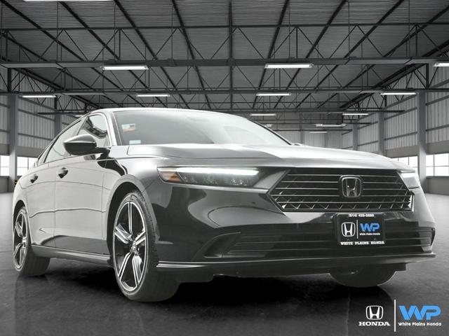 Photo of 2024 Crystal Black Pearl Honda Accord Hybrid
