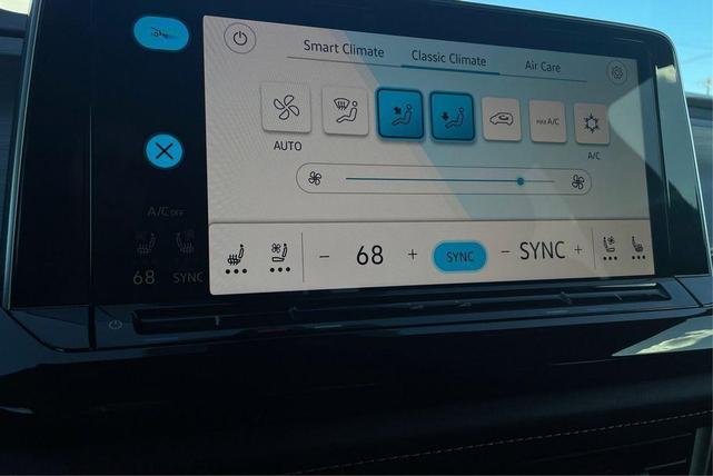 Photo of 2025 Mountain  Lake Blue Volkswagen Atlas Cross Sport