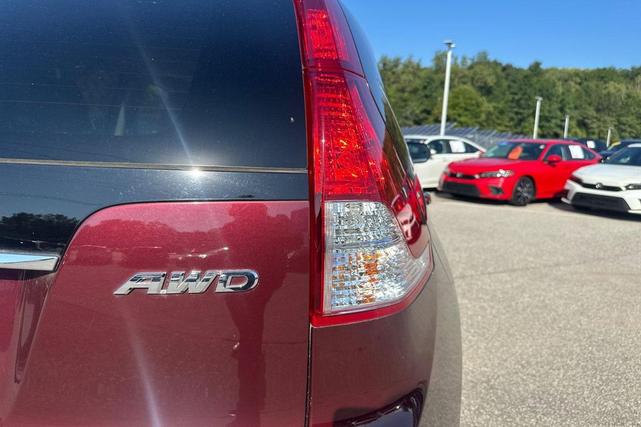 Photo of 2014 Basque Red Pearl II Honda CR-V