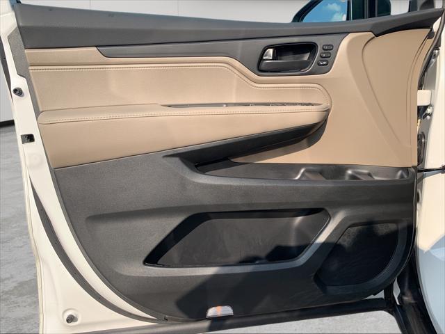 Photo of 2023 Platinum White Pearl Honda Odyssey