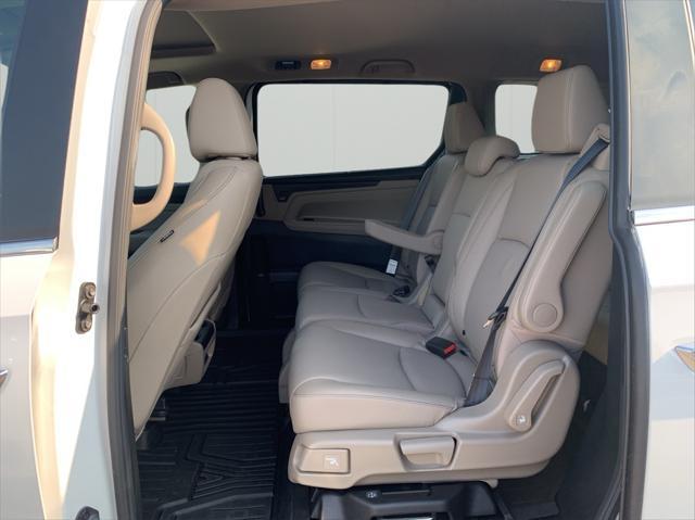 Photo of 2023 Platinum White Pearl Honda Odyssey