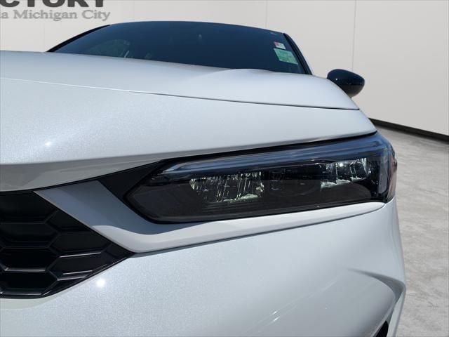 Photo of 2025 Platinum Honda Civic Hybrid