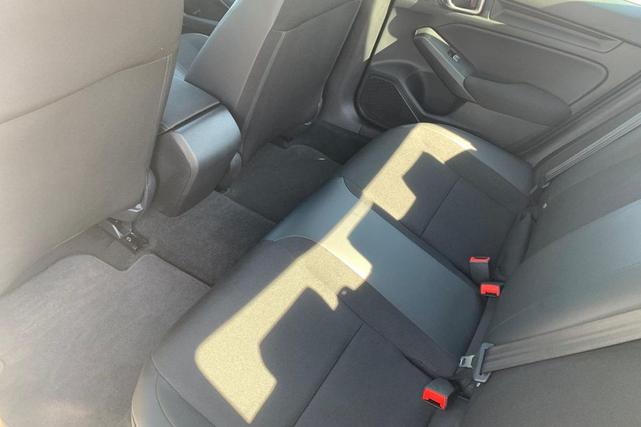 Photo of 2023 Platinum White Pearl Honda Civic