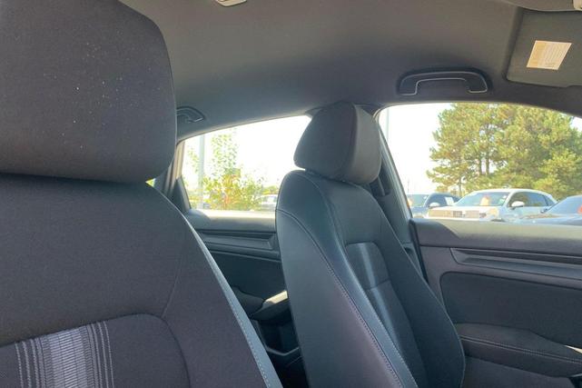Photo of 2023 Platinum White Pearl Honda Civic