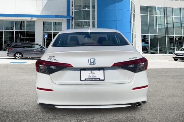 Photo of 2023 Platinum White Pearl Honda Civic