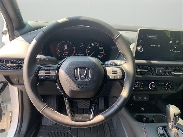 Photo of 2026 Platinum Honda HR-V