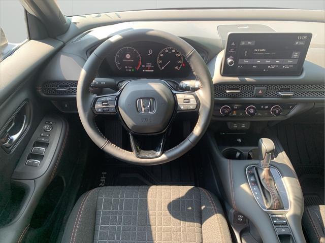 Photo of 2026 Platinum Honda HR-V