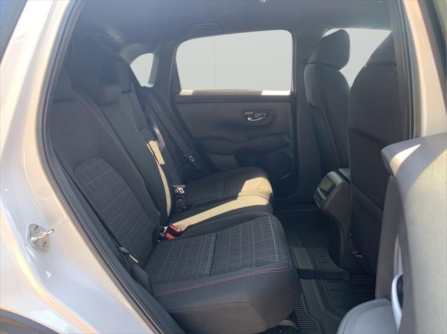 Photo of 2026 Platinum Honda HR-V