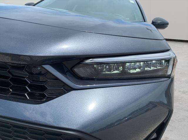 Photo of 2026 Meteorite Honda Civic Hybrid