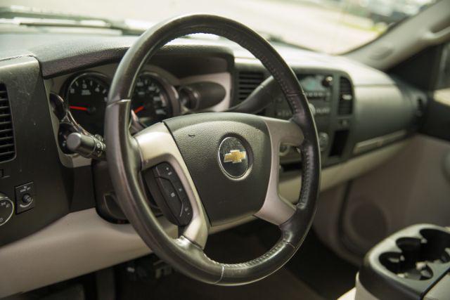 Photo of 2008 Summit White Chevrolet Silverado 1500