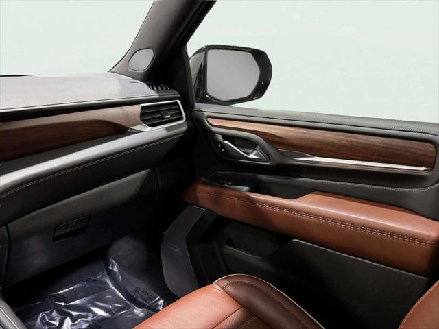Photo of 2023 Midnight Blue Metallic GMC Yukon XL