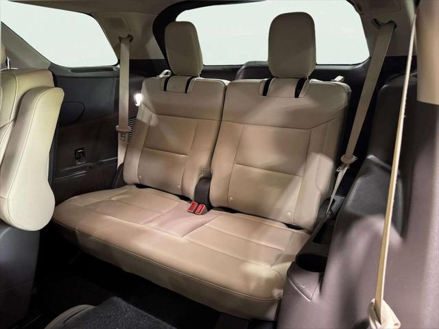 Photo of 2020 Agate Black Metallic Ford Explorer