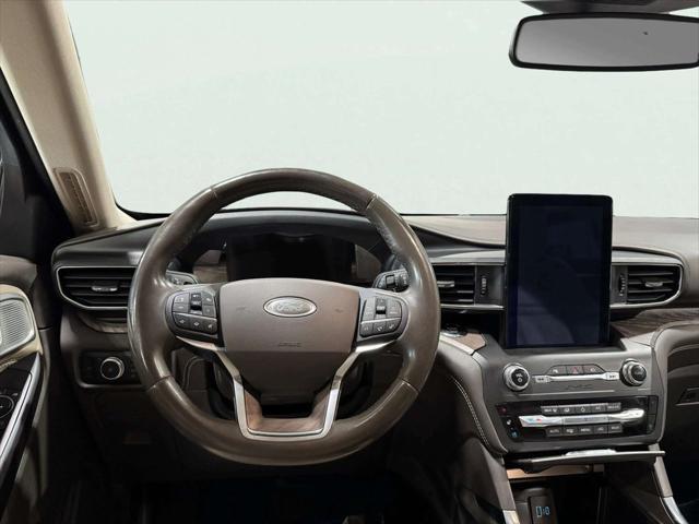 Photo of 2020 Agate Black Metallic Ford Explorer