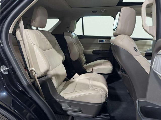 Photo of 2020 Agate Black Metallic Ford Explorer