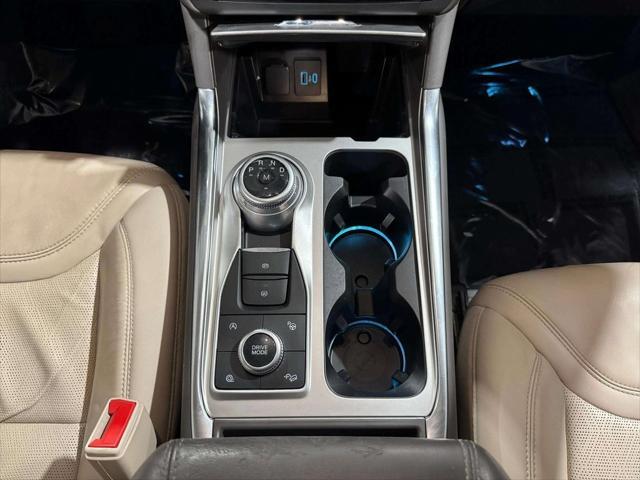 Photo of 2020 Agate Black Metallic Ford Explorer