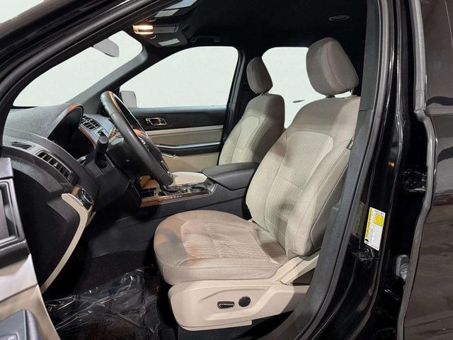 Photo of 2018 Shadow Black Ford Explorer