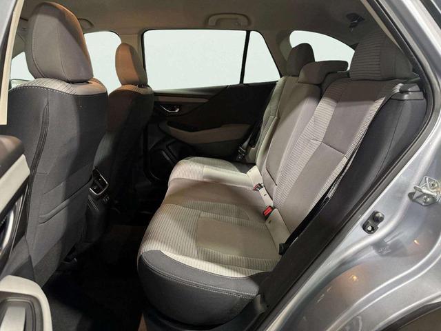 Photo of 2022 Ice Silver Metallic Subaru Outback