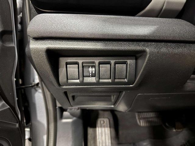 Photo of 2022 Ice Silver Metallic Subaru Outback