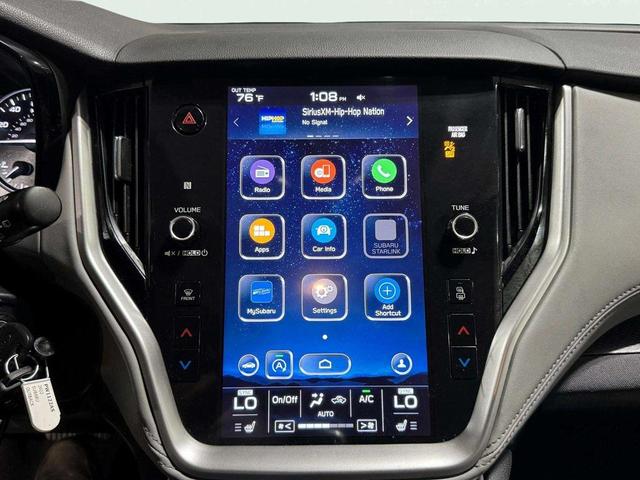 Photo of 2022 Ice Silver Metallic Subaru Outback