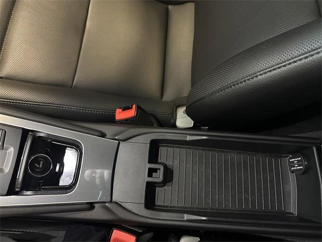 Photo of 2018 Agate Gray Metallic Porsche 718 Cayman