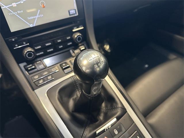Photo of 2018 Agate Gray Metallic Porsche 718 Cayman
