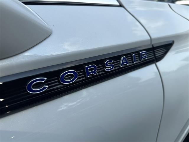 Photo of 2023 Pristine White Lincoln Corsair