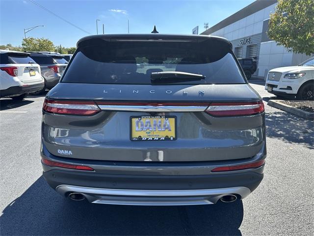 Photo of 2024 Metallic Lincoln Corsair