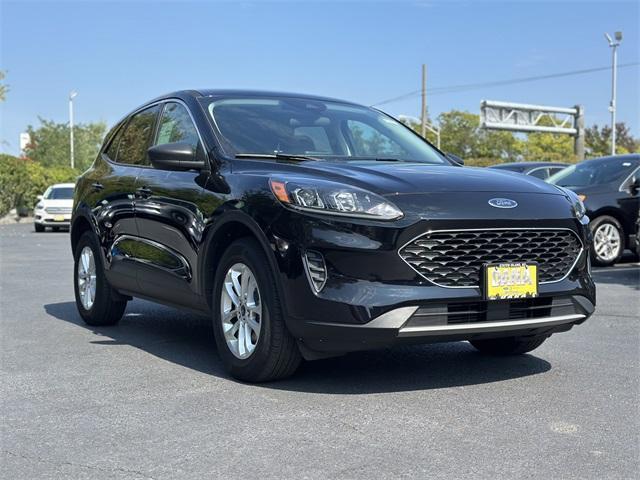 Photo of 2022 Agate Black Metallic Ford Escape