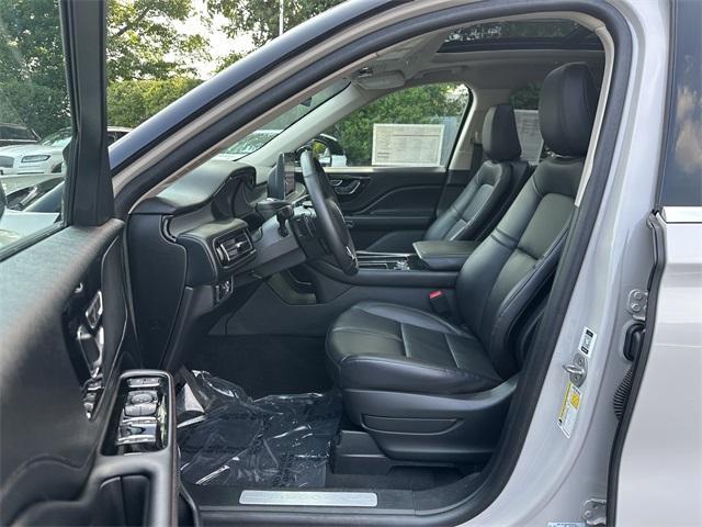 Photo of 2023 Ceramic Pearl Metallic Lincoln Aviator