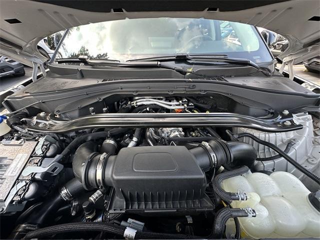Photo of 2023 Ceramic Pearl Metallic Lincoln Aviator