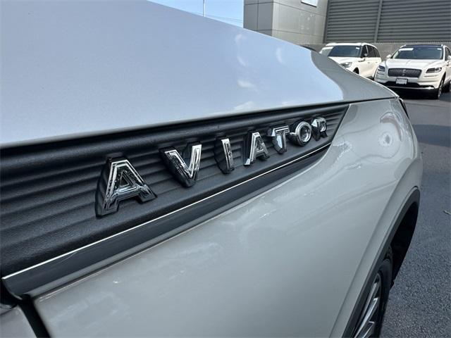 Photo of 2023 Ceramic Pearl Metallic Lincoln Aviator