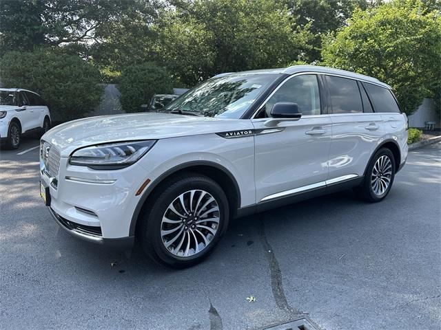 Photo of 2023 Ceramic Pearl Metallic Lincoln Aviator
