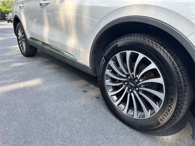 Photo of 2023 Ceramic Pearl Metallic Lincoln Aviator