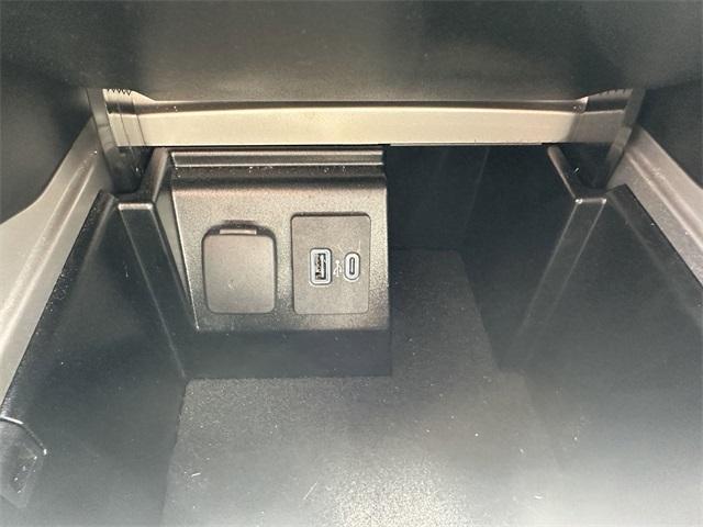 Photo of 2022 Agate Black Metallic Ford Explorer